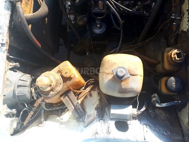 LADA (VAZ) 2107 1983, 100,000 km - 1.6 л - Salyan