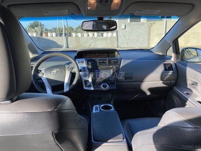 Toyota Prius V 2012, 156,800 km - 1.8 l - Bakı