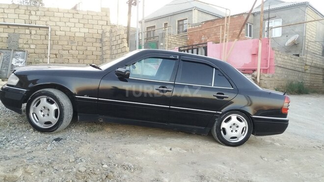 Mercedes C 180 1994, 320,000 km - 1.8 l - Bakı