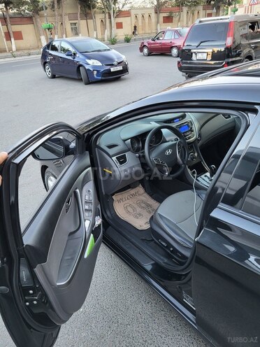 Hyundai Elantra 2013, 168,000 km - 1.8 л - Bakı