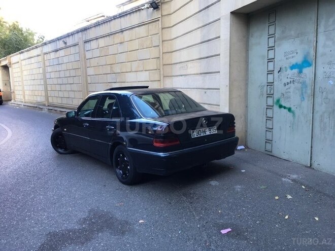 Mercedes C 220 2000, 380,000 km - 2.2 л - Bakı