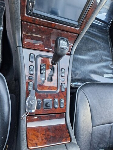 Mercedes E 320 2000, 376,000 km - 3.2 l - Sumqayıt