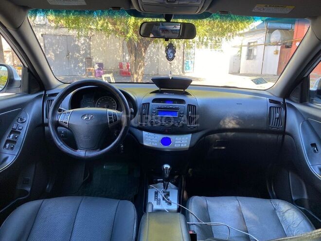 Hyundai Elantra 2010, 170,000 km - 2.0 л - Bakı
