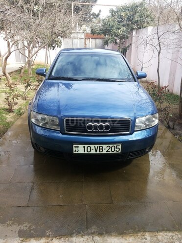Audi A4 2001, 365,000 km - 2.0 l - Bakı