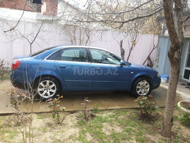 Audi A4 2001, 365,000 km - 2.0 l - Bakı