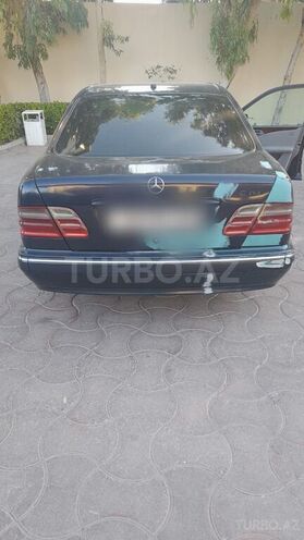 Mercedes E 220 2001, 254,866 km - 2.2 l - Bakı