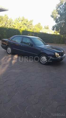 Mercedes E 220 2001, 254,866 km - 2.2 l - Bakı