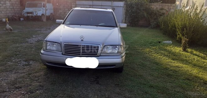 Mercedes C 220 1995, 36,600 km - 2.2 л - Zaqatala