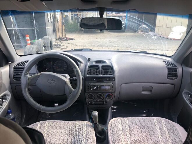 Hyundai Accent 2005, 328,000 km - 1.5 l - Sumqayıt