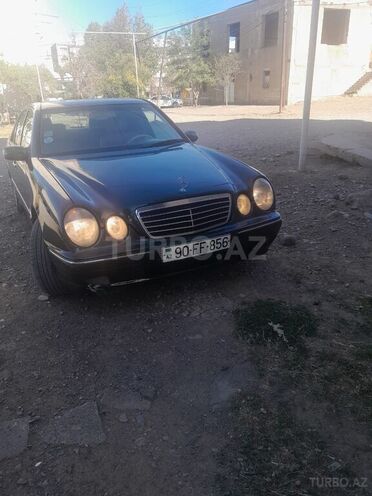 Mercedes E 240 1997, 300,000 km - 2.4 l - Gəncə