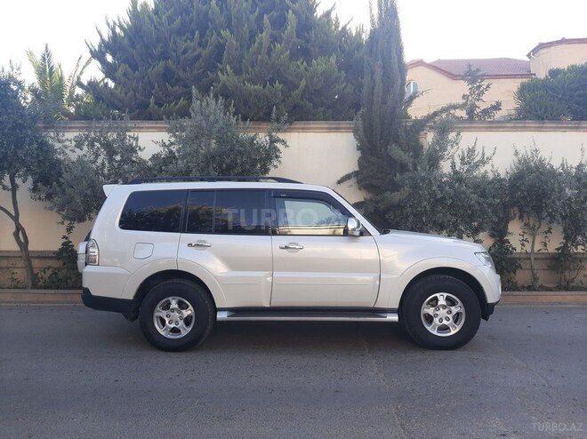 Mitsubishi Pajero 2007, 140,000 km - 3.0 l - Bakı