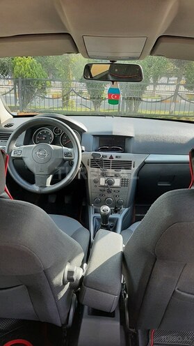 Opel Astra 2006, 300,000 km - 1.3 l - Bakı