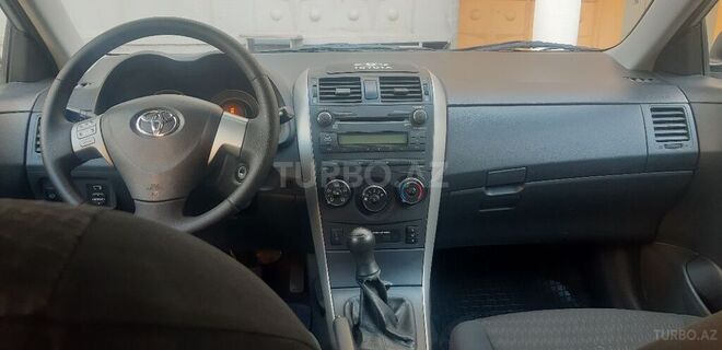 Toyota Corolla 2008, 271,000 km - 1.4 l - Bakı