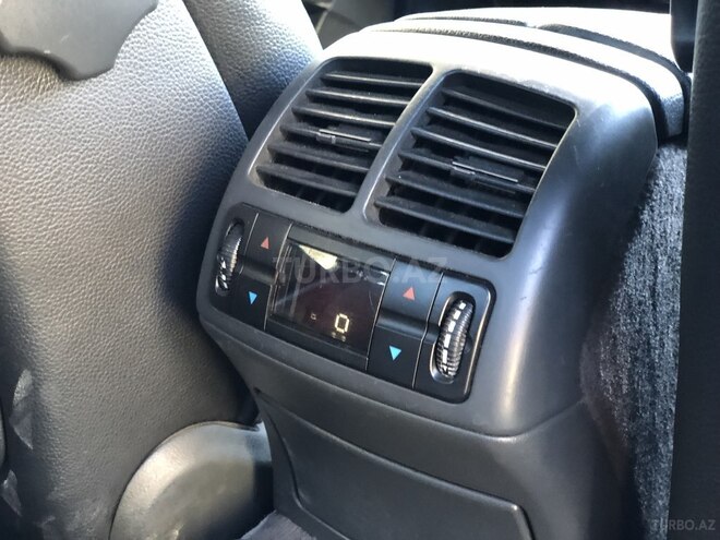 Mercedes E 220 2002, 266,000 km - 2.2 l - Bakı