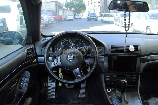 BMW 528 2000, 325,000 km - 2.8 l - Bakı
