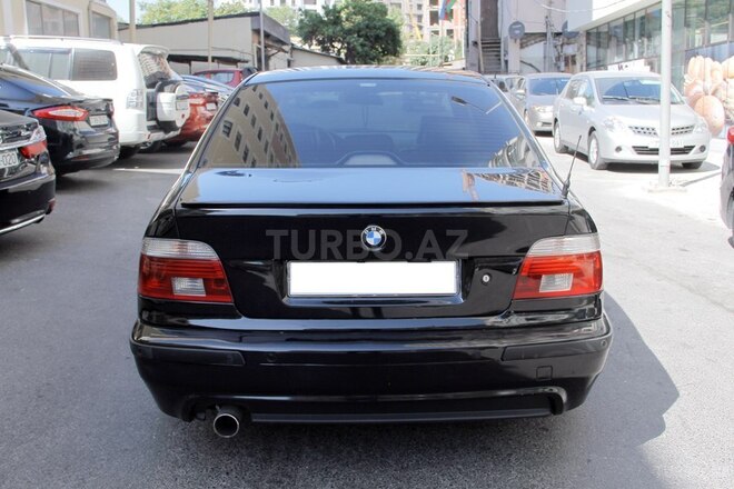 BMW 528 2000, 325,000 km - 2.8 l - Bakı