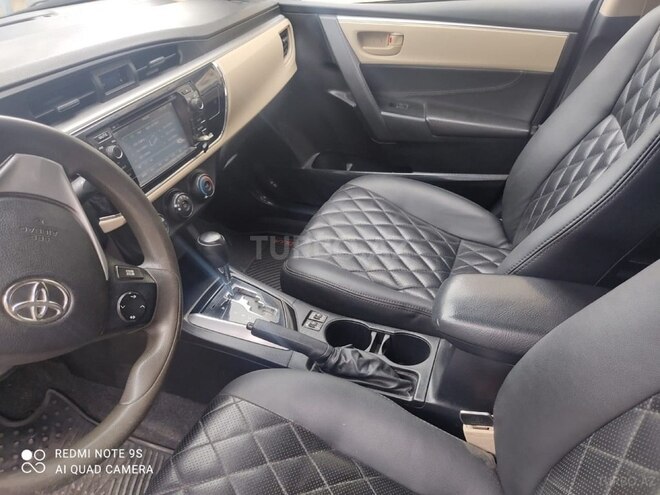 Toyota Corolla 2014, 183,000 km - 1.6 л - Bakı