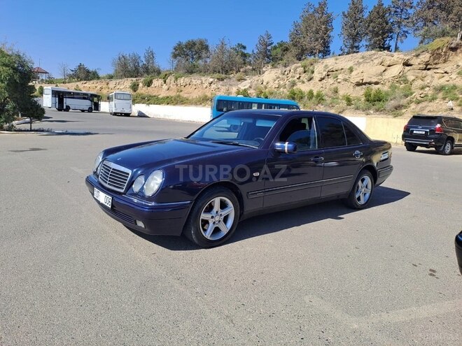 Mercedes E 240 1998, 235,000 km - 2.4 l - Bakı