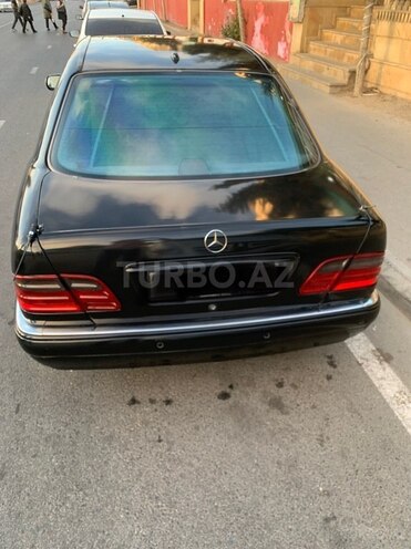 Mercedes E 240 1998, 582,000 km - 2.4 л - Bakı