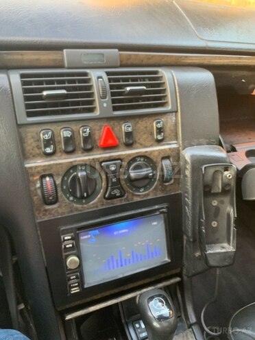Mercedes E 240 1998, 582,000 km - 2.4 л - Bakı