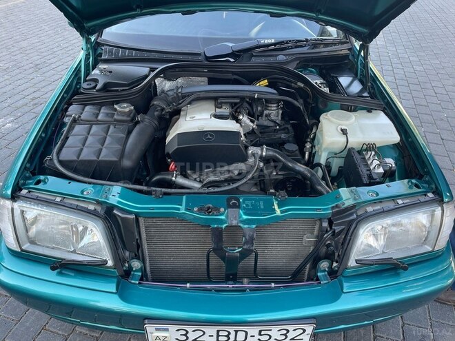 Mercedes C 200 2000, 222,020 km - 2.0 л - Gəncə