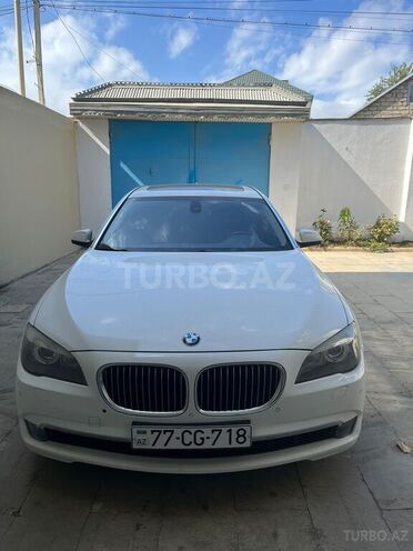 BMW 750 2009, 283,000 km - 4.4 l - Bakı
