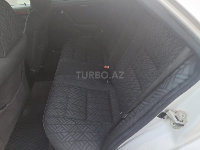 Mercedes C 230 1999, 300,000 km - 2.3 l - Mingəçevir