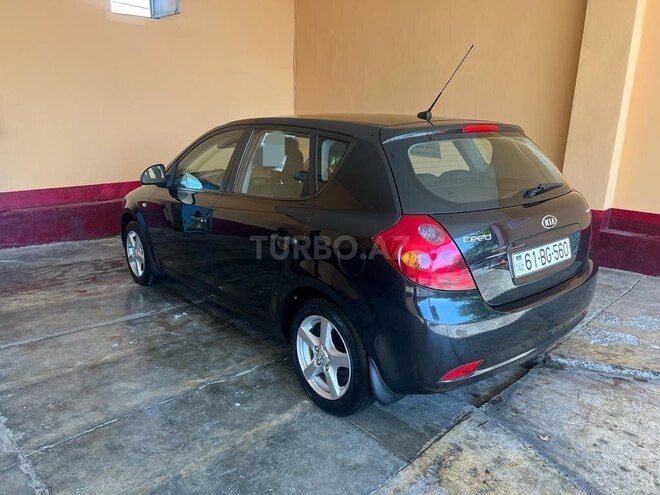 Kia Ceed 2010, 207,000 km - 1.6 l - Ucar