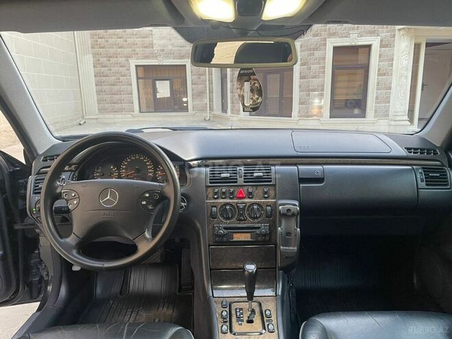 Mercedes E 240 2000, 505,763 km - 2.4 л - Gəncə