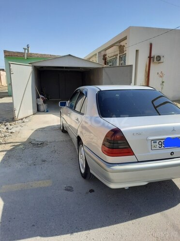 Mercedes C 180 1999, 267,500 km - 1.8 l - Bakı