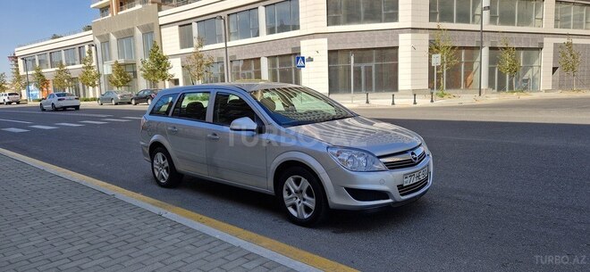 Opel Astra 2009, 296,000 km - 1.3 l - Bakı