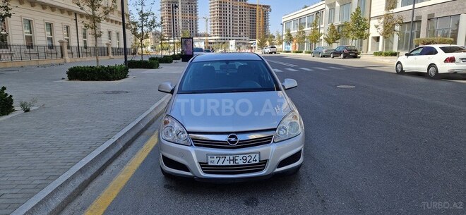 Opel Astra 2009, 296,000 km - 1.3 l - Bakı