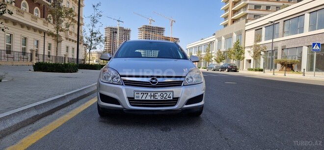 Opel Astra 2009, 296,000 km - 1.3 l - Bakı