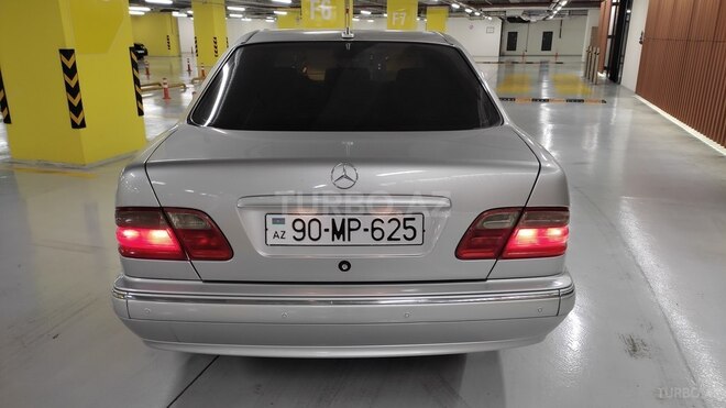 Mercedes E 240 1999, 380,000 km - 2.4 l - Gəncə