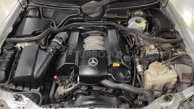 Mercedes E 240 1999, 380,000 km - 2.4 l - Gəncə