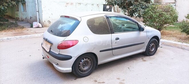 Peugeot 206 2000, 255,000 km - 1.6 l - Bakı