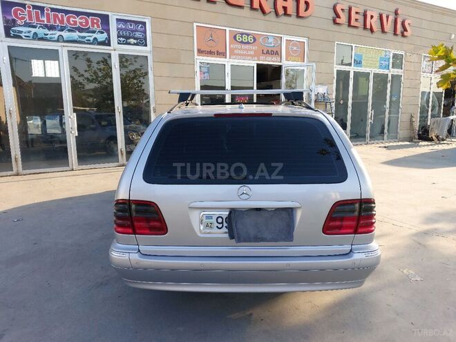 Mercedes E 270 2001, 465,337 km - 2.7 l - Bərdə