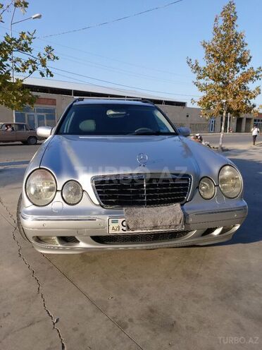 Mercedes E 270 2001, 465,337 km - 2.7 l - Bərdə