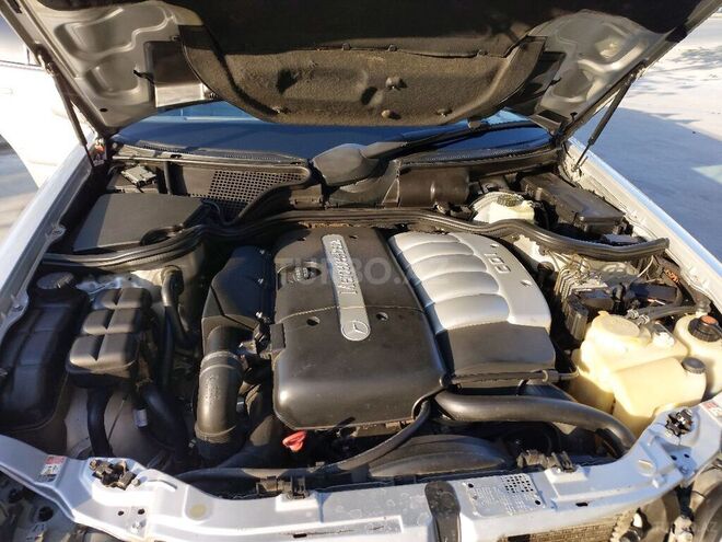 Mercedes E 270 2001, 465,337 km - 2.7 l - Bərdə