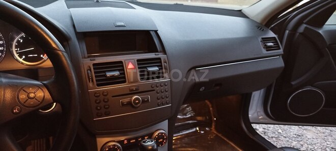 Mercedes C 220 2010, 163,800 km - 2.2 l - Bakı
