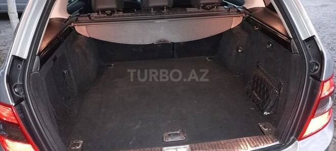 Mercedes C 220 2010, 163,800 km - 2.2 l - Bakı