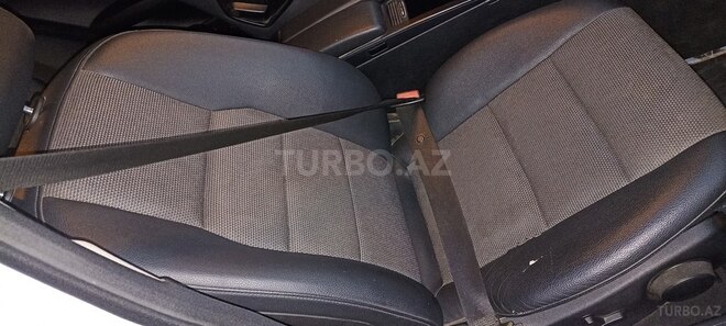 Mercedes C 220 2010, 163,800 km - 2.2 l - Bakı