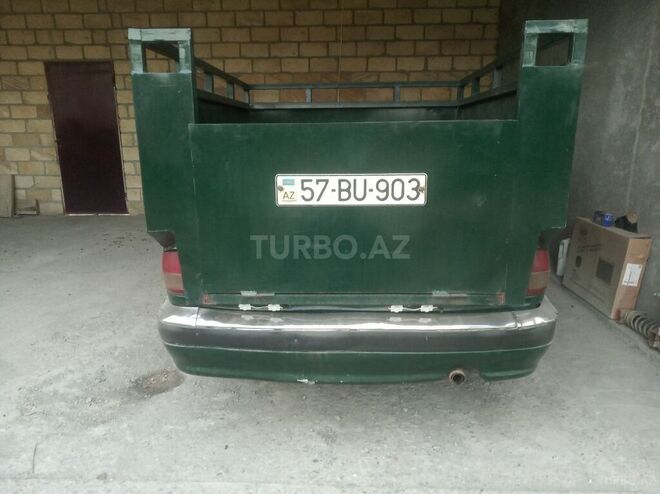 GAZ 3110 2000, 250,000 km - 2.4 л - Balakən