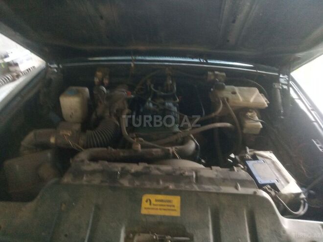 GAZ 3110 2000, 250,000 km - 2.4 л - Balakən