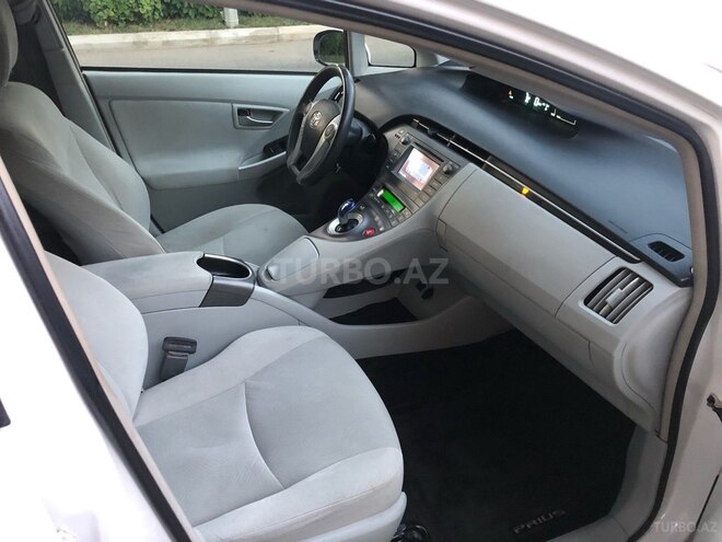 Toyota Prius 2014, 269,000 km - 1.8 l - Bakı