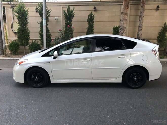 Toyota Prius 2014, 269,000 km - 1.8 l - Bakı