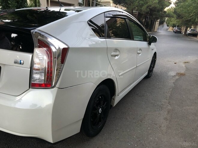 Toyota Prius 2014, 269,000 km - 1.8 l - Bakı