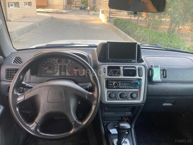 Mitsubishi Pajero io 2000, 294,000 km - 2.0 l - Bakı