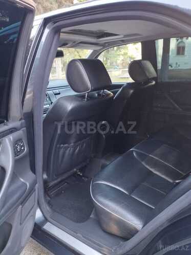 Mercedes E 240 2000, 350,000 km - 2.4 l - Bakı