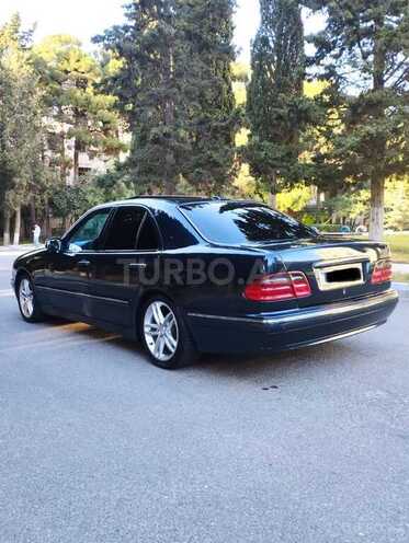 Mercedes E 240 2000, 350,000 km - 2.4 l - Bakı